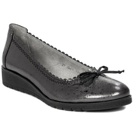 Maciejka Black Ferro Low Shoes 03469-21/00-5