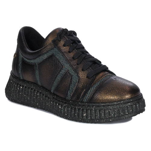 Maciejka Woman's Black and Gold Leather Sneakers