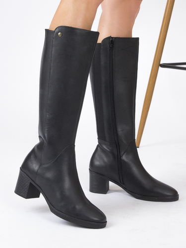 Maciejka Women's Black leather Knee-High Boots