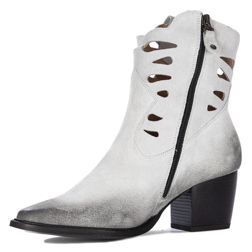 Maciejka 006412-11/00-5 White - Black Women's Boots