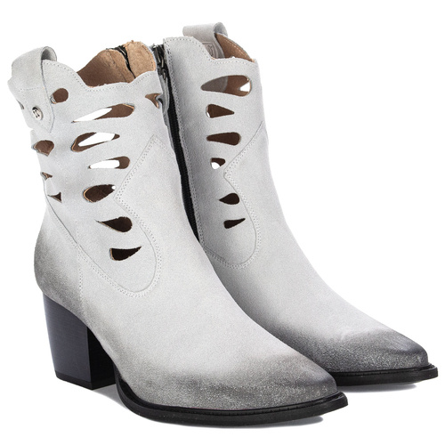 Maciejka 006412-11/00-5 White - Black Women's Boots