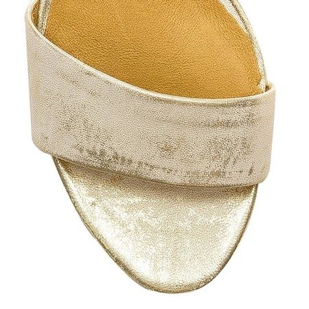 Maciejka 01971-25/00-5 Gold Sandals