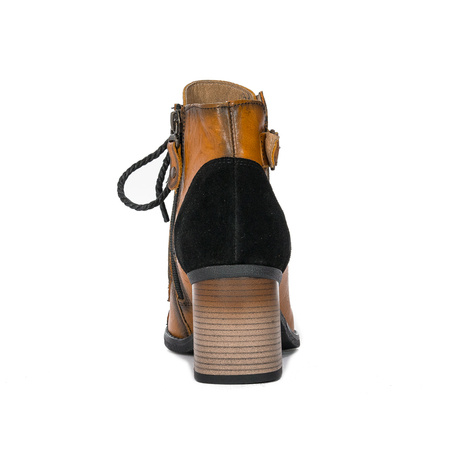 Maciejka 05071-07-00-5 Yellow Boots