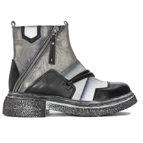 Maciejka 05580-11/00-3 Grey+White women's Boots