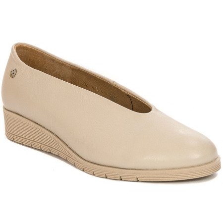 Maciejka Beige Flat Shoes 04068-04/00-1