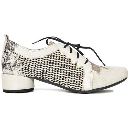 Maciejka Beige Flat Shoes 04890-04/00-5