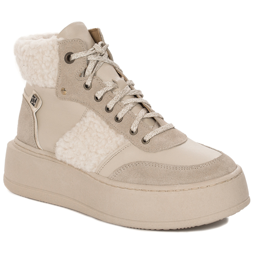 Maciejka Beige Leather warmed platform Lace-UP Boots