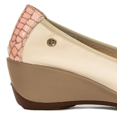 Maciejka Beige women's Flat Shoes 3018A-04/00-5