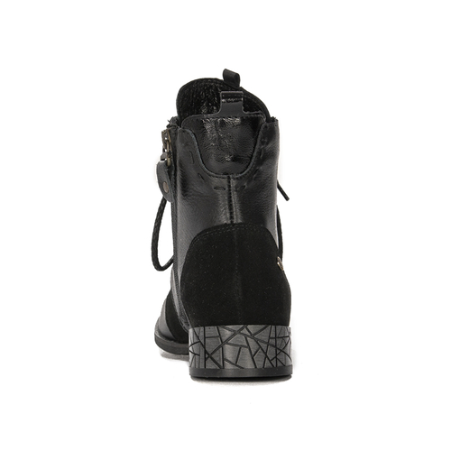 Maciejka Black Lace-Up Boots 05701-01/00-7