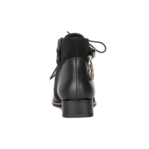 Maciejka Black Leather Boots 5743A-01/00-7