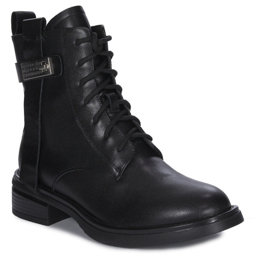 Maciejka Black Leather Boots N3113-01/00-8