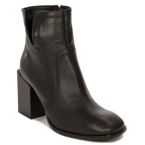 Maciejka Black Leather Women's Boots 05687-01/00-7