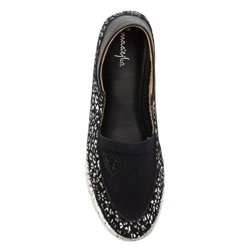 Maciejka Black Low Shoes 