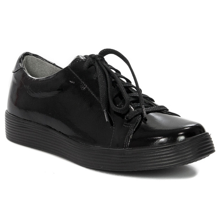 Maciejka Black Low Shoes