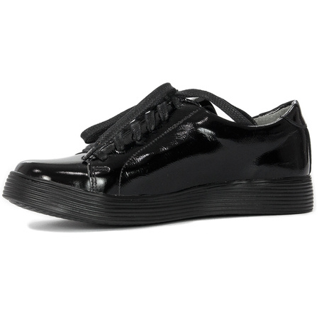 Maciejka Black Low Shoes