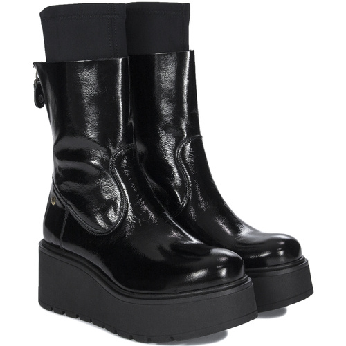 Maciejka Black Naplak Boots 06246-20/00-8