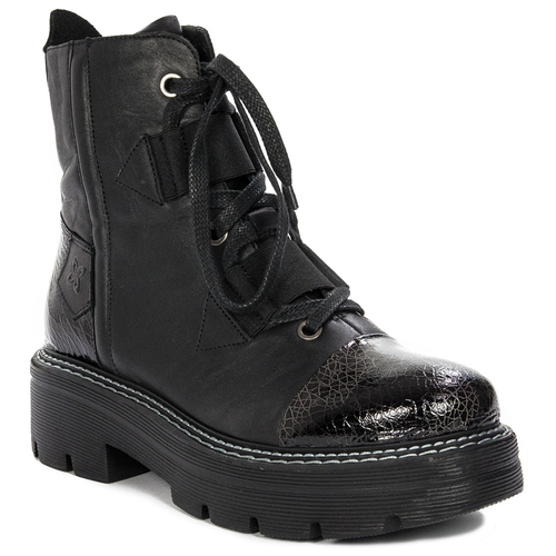 Maciejka Black Platform Boots 05215-01/00-7