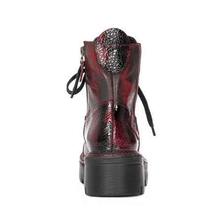 Maciejka Black & Red Lace-up Boots 05215-08/00-7