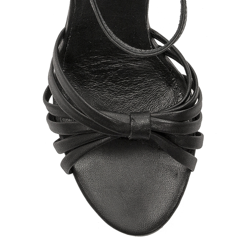 Maciejka Black Sandals 06025-01-00-1