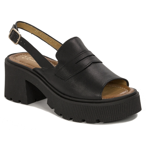 Maciejka Black Sandals 06039-01-00-1