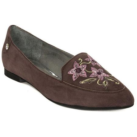 Maciejka Burgundy Ballerina