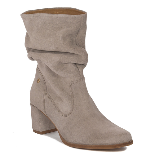 Maciejka Dark Beige Suede Boots 06005-10/00-6