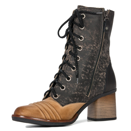 Maciejka Ginger Lace-up Boots