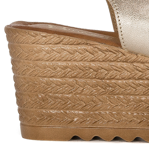 Maciejka Gold Sandals 6086A-25-00-1