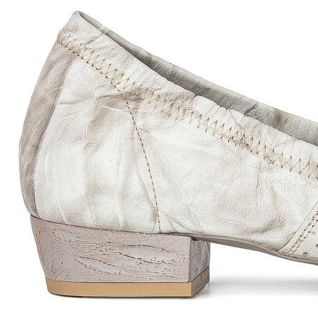 Maciejka Grey-Beige Low Shoes
