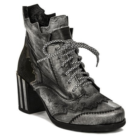 Maciejka Grey Boots 03190-11/00-3