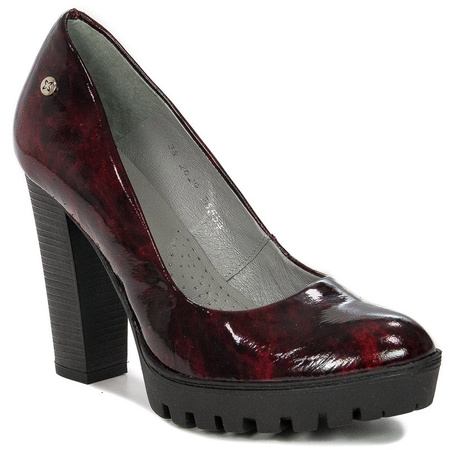 Maciejka Maroon-Black Pumps