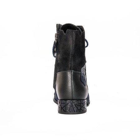 Maciejka Navy Lace-up Boots 04625-17/00-3