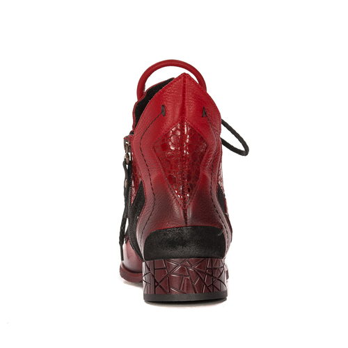 Maciejka Red women's Lace-Up Boots 05575-08/00-3