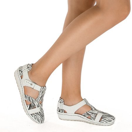 Maciejka White Flat Shoes