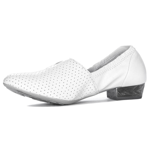 Maciejka White Low Shoes