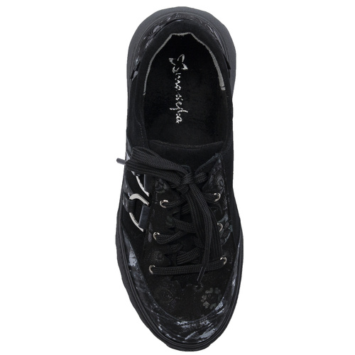 Maciejka Woman's Black Leather Sneakers