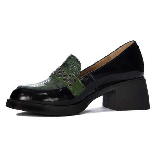 Maciejka Woman's Leather Black Green Low Shoes