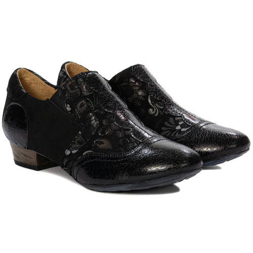 Maciejka Woman's Leather Black Low Shoes