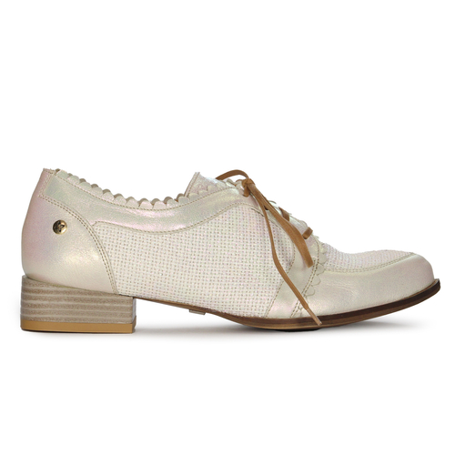 Maciejka Woman's Leather Light Beige Shoes 06452-22/00-5