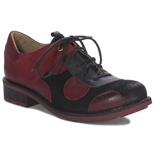 Maciejka Woman's Leather Red and Black Flat Shoes