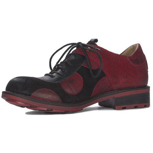 Maciejka Woman's Leather Red and Black Flat Shoes