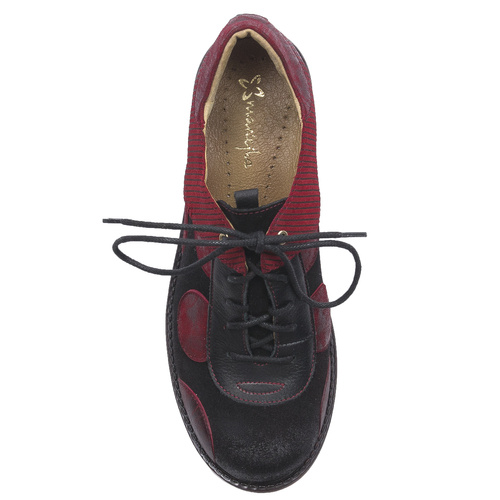 Maciejka Woman's Leather Red and Black Flat Shoes