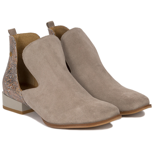 Maciejka Women's beige leather boots