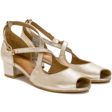 Maciejka Women's leather gold pumps