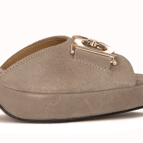 Maciejka Women's sandals in natural velor leather beige
