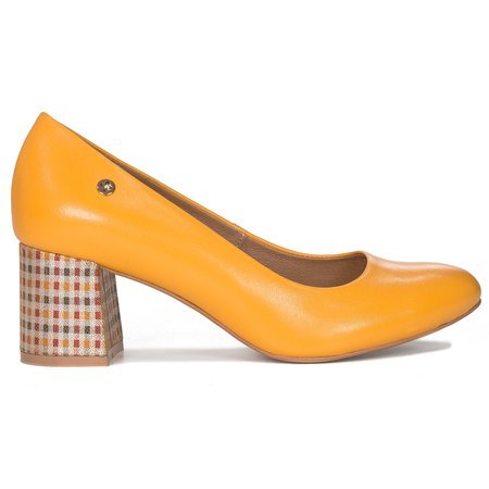 Maciejka Yellow Pumps 03356-07/00-1