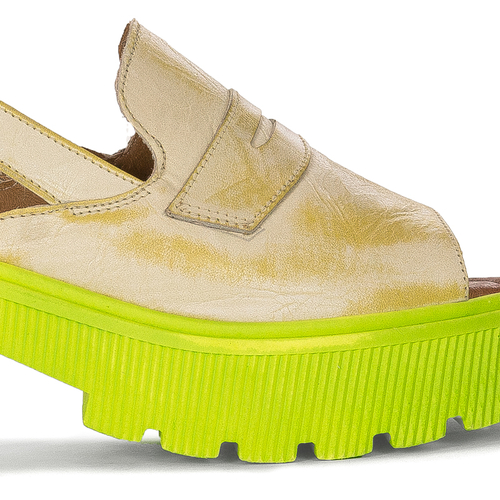 Maciejka Yellow Sandals 06039-07-00-1