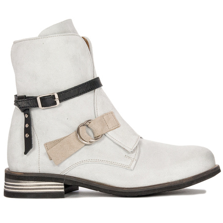 Maciejka women's leather White Boots