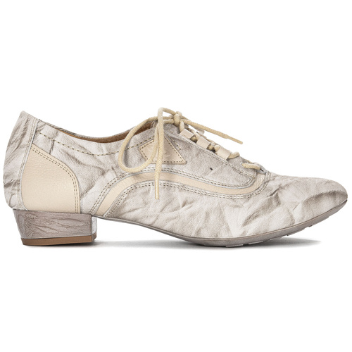 Woman's Beige Leather Shoes