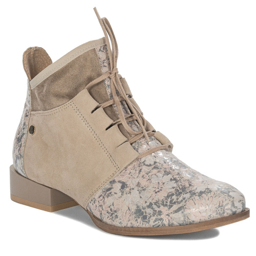 Maciejka Beige + Flowers Lace-up Boots